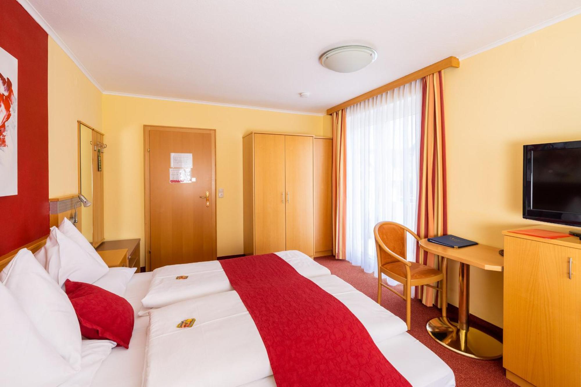 Strandhotel Schabus Velden am Wörthersee Værelse billede