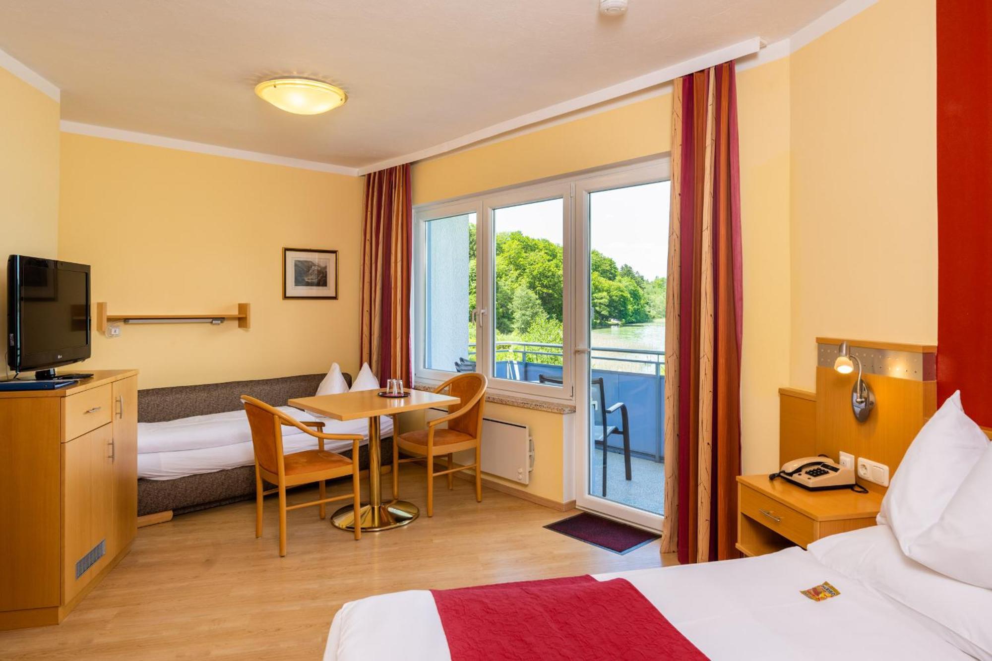 Strandhotel Schabus Velden am Wörthersee Værelse billede
